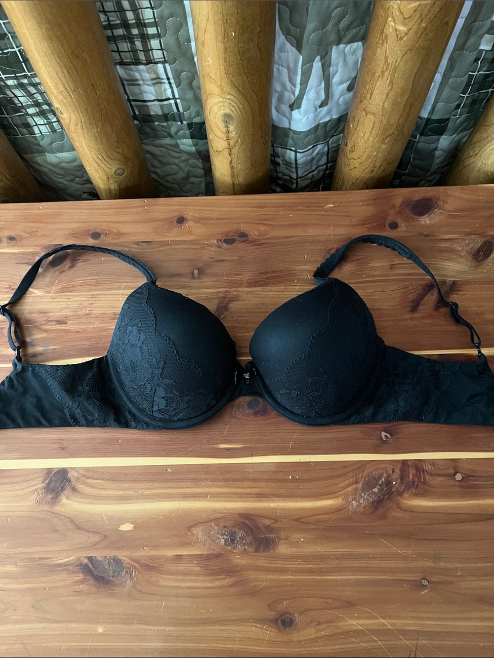 Victoria's Secret Black Lace Push-Up Bra with Center Front Clasp
